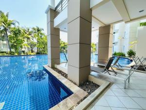 Hua Hin Blue Lagoon-Pool Access