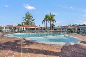 Vista Verde Adults Only
