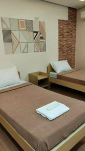 One Ventures Place - Budget Hotel and Dorm in Manila
