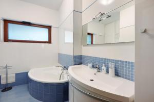 Grand Terrace Family Home