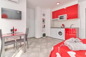 Nerja Boutique 201 Deluxe