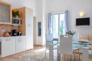 Villa Agnese 2- Penthouse- Seaview img2