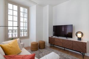 Luxury 2 bedroom Plaza Alcantara