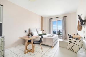 Sunset Premium Studio B