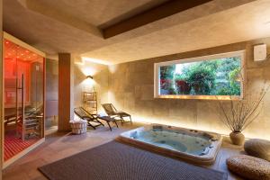 La Vittoria Sicilian Villa