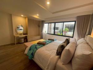 B98 Seaview Villa 3BR Scenic Hillside Stay