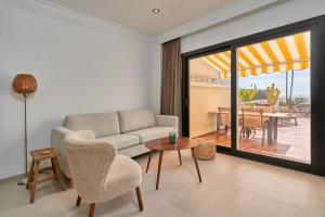 Apartment 1st line Burriana Nerja