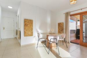 Casa Con Gran Terraza Y Vistas