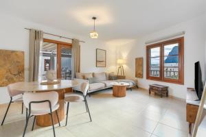 Casa Con Gran Terraza Y Vistas