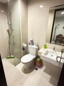 AHM Stylish Apartments in Puri Gym Swimming Pool Netflix View