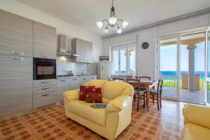 Family Beach apartment