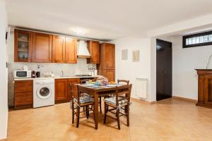 La Casa Di Alina Mondello