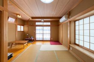 SUZUNONE StepOld Japan Serene Traditional House in Tokyo Tatami Shoji room, 2 min walk Natural Hot Springs near BIG super market ASAKUSA AKIHABARA SKYTREE nearby