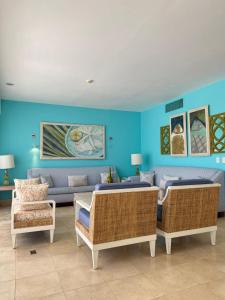 Apt w 2br ocean view & Jacuzzi in Sotogrande