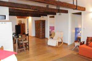 Cozy Country Loft Oleandro