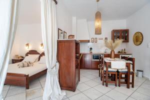 Sunrock Suites - Villa Gerani