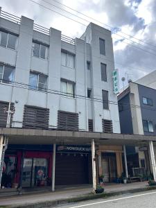 駅本ビル民宿3階