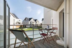 Cocon Terrasse près du Port - A102