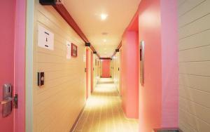 Hotel The May