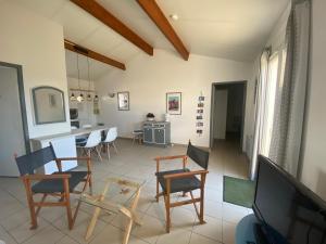Maison cosy avec piscine partagée
