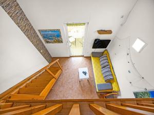 Apartment near Pula with Sea View Balcony