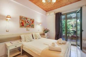 Nontas Homes 36