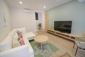 P4&5 Cliff House 4BR Sea View