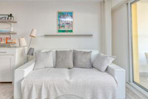 Appartement vue mer - 50 m plage