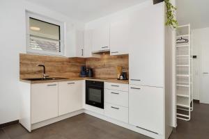 Apartment Aura