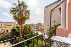 Myo Apt Cagliari Charming House img28