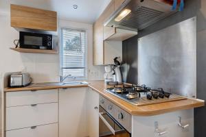 Mobile Home 148, Bois Dormant