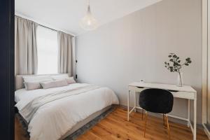 Homely Jezyce Apartment, High standard, Free parking, Self check in