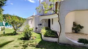 Villa Palmeira Galé Beach
