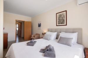 Salgados Beach House