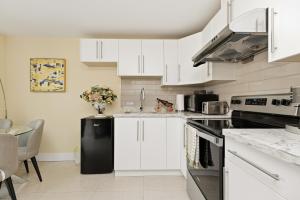 Kensington 2BR Garden Suite