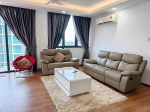 3R3B-Vivacity Megamall Jazz suite 2-City View-8Pax-JR166