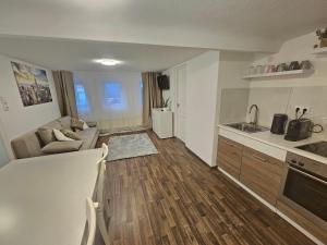 Apartament by B2