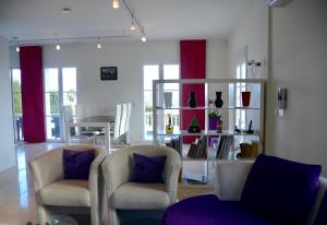 Villa with panoramic sea views