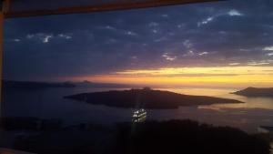 Santorini Studios Pleasure