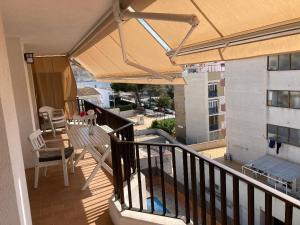 Sunny apartment with pool