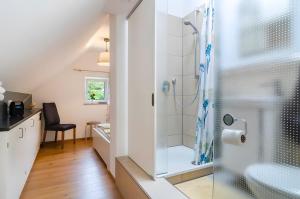 Kleines Zimmer am See