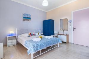 Tasoula Studio with sea view 5