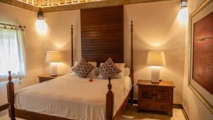 Villa Layangan - Two Bedrooms with Pool Access