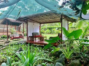 Zen Villa 1 - Three bedroom Luxury Villa with Private Garden -Playa Chiquita