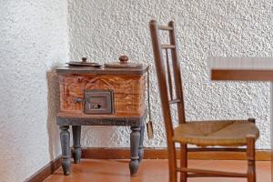 Luca Via Gavazzo 18