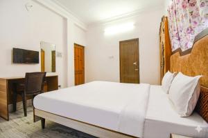 Hotel FE 66 Inn Near Koshe Kosha Central Park
