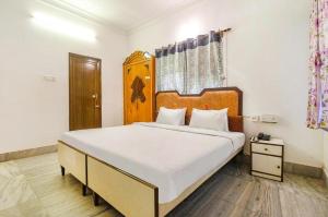 Hotel FE 66 Inn Near Koshe Kosha Central Park