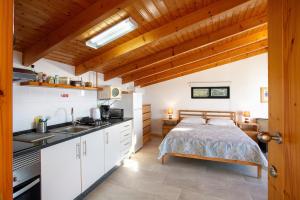 The Wave House - Oceanfront