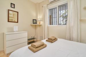 Poolside Apartment Nerja