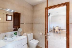 Cas Padrins de ses Tanques